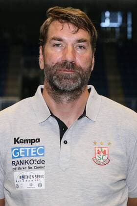 Handball, 1. BL, SC Magdeburg Porträttermin Sportlicher Leiter Steffen Stiebler (SC Magdeburg) - Handball Bundesliga Saison 2016-2017 Offizeller Fototermin SC Magdeburg in der GETEC Arena in Magdeburg - Einzelbild,Portrait,Deutschland, Handball, Mann, Maenner,25.08.2016