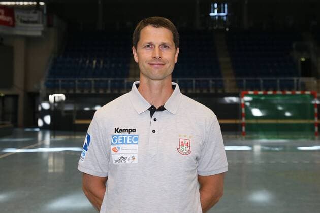 Handball, 1. BL, SC Magdeburg Porträttermin Athletiktrainer Ralf Honza (SC Magdeburg) - Handball Bundesliga Saison 2016-2017 Offizeller Fototermin SC Magdeburg in der GETEC Arena in Magdeburg - Einzelbild,Portrait,Deutschland, Handball, Mann, Maenner,25.08.2016