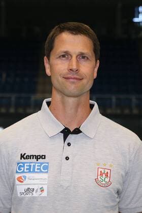 Handball, 1. BL, SC Magdeburg Porträttermin Athletiktrainer Ralf Honza (SC Magdeburg) - Handball Bundesliga Saison 2016-2017 Offizeller Fototermin SC Magdeburg in der GETEC Arena in Magdeburg - Einzelbild,Portrait,Deutschland, Handball, Mann, Maenner,25.08.2016