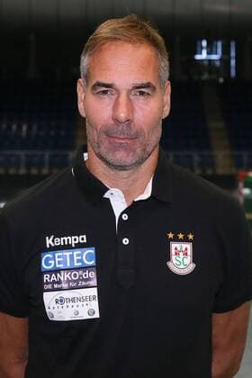 Handball, 1. BL, SC Magdeburg Porträttermin Torwarttrainer Tomas Runar Svensson (SC Magdeburg) - Handball Bundesliga Saison 2016-2017 Offizeller Fototermin SC Magdeburg in der GETEC Arena in Magdeburg - Einzelbild,Portrait,Deutschland, Handball, Mann, Maenner,25.08.2016