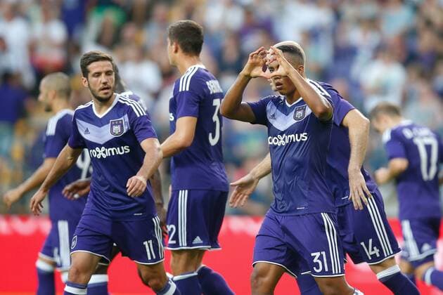 Anderlecht s Youri Tielemans celebrates after scoring during a match between Belgian first league soccer team RSC Anderlecht against Czech Slavia Prague, the return leg of the playoff round in the Europa League competition, Thursday 25 August 2016, in Anderlecht, Brussels. First leg ended on 0-3 in Czech Republic. BRUNOxFAHY  x04918701x