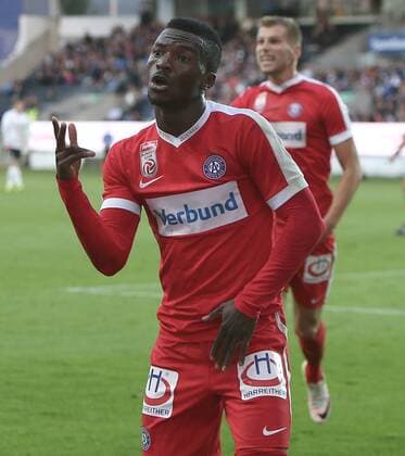 SOCCER - UEFA EL quali, Rosenborg vs A.Wien TRONDHEIM,NORWAY,25.AUG.16 - SOCCER - UEFA Europa League, Play-off qualification, BK Rosenborg Trondheim vs FK Austria Wien. Image shows the rejoicing of Olarenwaju Kayode (A.Wien). GEPAxpictures xChristianxOrt