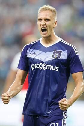 Fußball, EL Quali, RSC Anderlecht - Slavia Prag Anderlecht s Lukasz Teodorczyk celebrates after scoring the 2-0 goal during a match between Belgian first league soccer team RSC Anderlecht against Czech Slavia Prague, the return leg of the playoff round in the Europa League competition, Thursday 25 August 2016, in Anderlecht, Brussels. First leg ended on 0-3 in Czech Republic. BRUNOxFAHY  x04918746x
