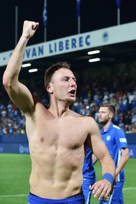 Bilder des Tages - SPORT Fußball, EL Quali, Slovan Liberec - AEK Larnaka Vladimir Coufal of Liberec celebrates a goal during the fourth qualifying round return Europa League match Slovan Liberec vs AEK Larnaca in Liberec, Czech Republic, August 25, 2016. (CTKxPhoto RadekxPetrasek) CTKPhotoP201608251086301  PER 11