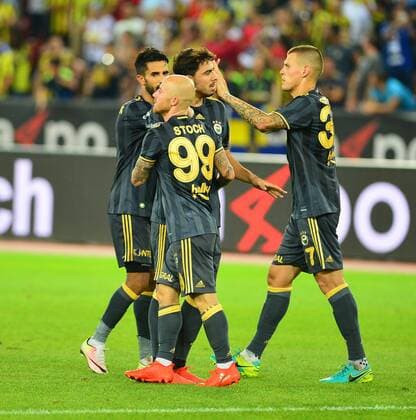 Fußball, EL Quali, Grasshopper Zürich - Fenerbahce Istanbul UEFA Europa league Playoff second leg match between Grasshoppers and Fenerbahce at Letzigrund Stadium in Zurich, Swiss on August 25 , 2016. Final Score: Grasshoppers 0 - Fenerbahce 2 Pictured: Fenerbahce players celebrates for first goal.( Alper Potuk , Martin Skrtel , Miroslav Stoc and Ozan Tufan ) Not available for publication in Turkey. 