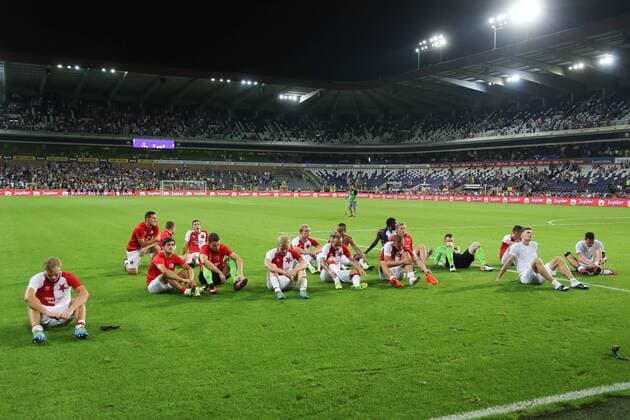 Slavia s players look dejected after a match between Belgian first league soccer team RSC Anderlecht against Czech Slavia Prague, the return leg of the playoff round in the Europa League competition, Thursday 25 August 2016, in Anderlecht, Brussels. First leg ended on 0-3 in Czech Republic. BRUNOxFAHY  x04918887x