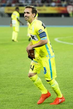 Gent s Sven Kums pictured before a match between Macedonia s Shkendija and Belgian first league soccer team KAA Gent, the return leg of the playoff round in the Europa League competition, Thursday 25 August 2016, in Skopje, Macedonia. First leg ended on a 2-1 result in Belgium. JASPERxJACOBS  x04919027x