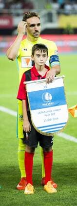 Gent s Sven Kums pictured before a match between Macedonia s Shkendija and Belgian first league soccer team KAA Gent, the return leg of the playoff round in the Europa League competition, Thursday 25 August 2016, in Skopje, Macedonia. First leg ended on a 2-1 result in Belgium. JASPERxJACOBS  x04919030x