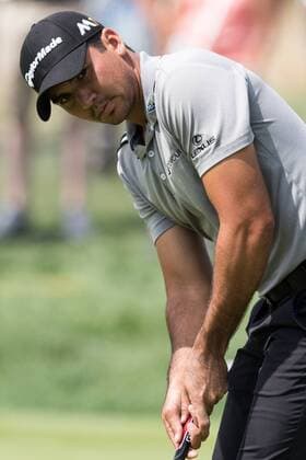 August 25, 2016: Jason Day putting on the fifth green during the first round of play at The Barclays, on the Black course, at Bethpage State Park in Farmingdale, NY. (Photo by David Hahn Icon Sportswire) GOLF: AUG 25 PGA Golf Herren - The Barclays - First Round Icon160825021 EDITORIAL USE ONLY