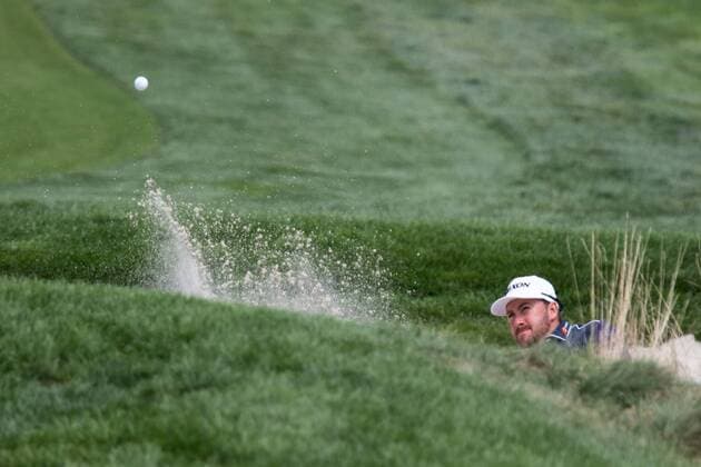 August 25, 2016: Graeme McDowell hits out of the front bunker, at the 18th green, during the first round of play at The Barclays, on the Black course, at Bethpage State Park in Farmingdale, NY. (Photo by David Hahn Icon Sportswire) GOLF: AUG 25 PGA Golf Herren - The Barclays - First Round Icon160825024 EDITORIAL USE ONLY