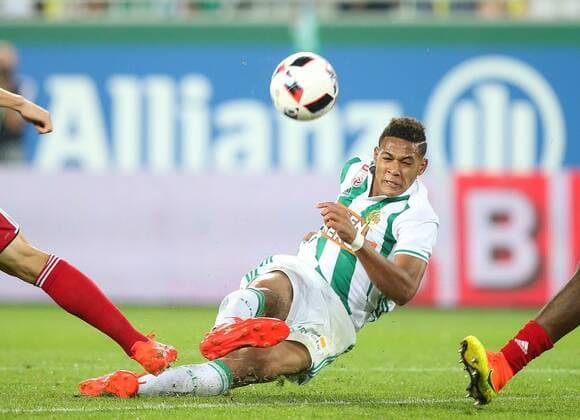 SOCCER - UEFA EL quali, Rapid vs Trencin VIENNA,AUSTRIA,25.AUG.16 - SOCCER - UEFA Europa League, Play-off qualification, SK Rapid Wien vs FK AS Trencin. Image shows Joelinton Cassio Apolinario de Lira (Rapid). Keywords: Wien Energie. GEPAxpictures xPatrickxLeuk