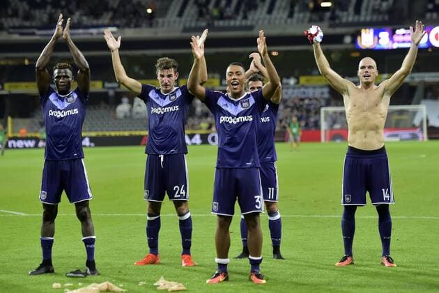 BRUSSELS, BELGIUM - AUGUST 25 : Youri Tielemans midfielder of RSC Anderlecht and teammates celebrating the victory FOOTBALL : Anderlecht vs Slavia Praha - Europa League - Bruxelles - 25 08 2016 PhotoNews Panoramic 