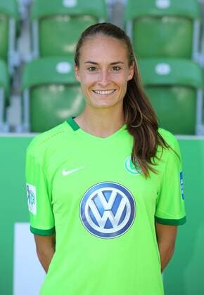 Fußball, 1. BL Damen, VfL Wolfsburg Porträttermin VfL Frauen, Fototermin Wolfsburg, Deutschland. 26.08.2016, FUßBALL - VfL Wolfsburg, Fototermin, 1. Allianz Frauen Bundesliga, Saison 2016 17. Bild zeigt: Tesse Wullaert (VfL Wolfsburg) Wolfsburg
