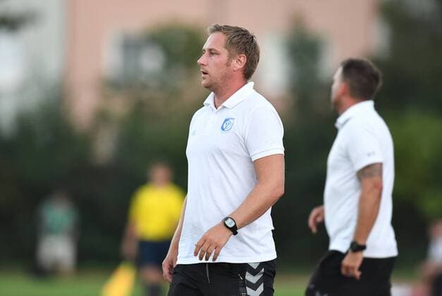 Fußball, Trainerhistorie, TeBe Berlin Fussball, Herren, Saison 2016 17, NOFV-Oberliga Nord, VSG Altglienicke - Tennis Borussia 2:1, Trainer Dennis Kutrieb (VSG Altglienicke), 26.08. 2016,