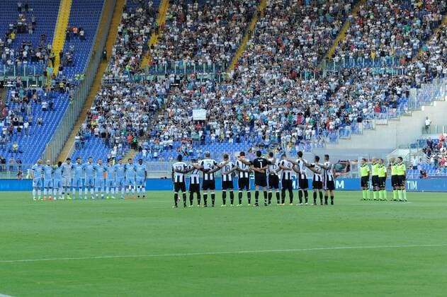 Football - soccer: Serie A, Juventus Turin vs. Lazio Rom: Schweigeminute für die Erdbeben-Opfer xHOCHxZWEIx xItalyxPhotoxPressx 