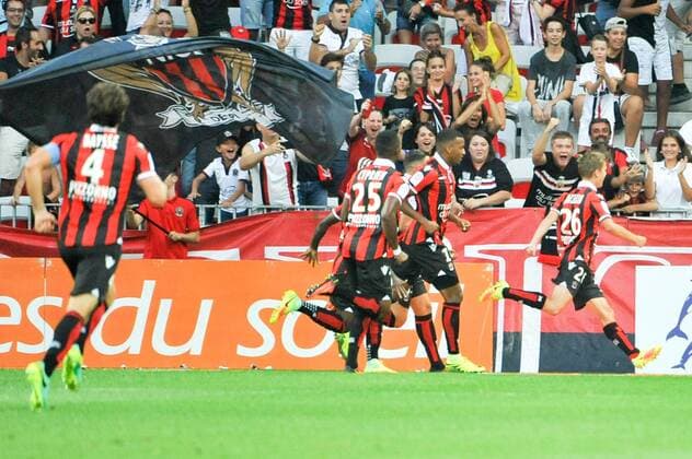 EQUIPE DE FOOTBALL DE NICE - SUPPORTERS - JOIE FOOTBALL : Nice vs Lille - Ligue 1 - 27 08 2016 FEP Panoramic 