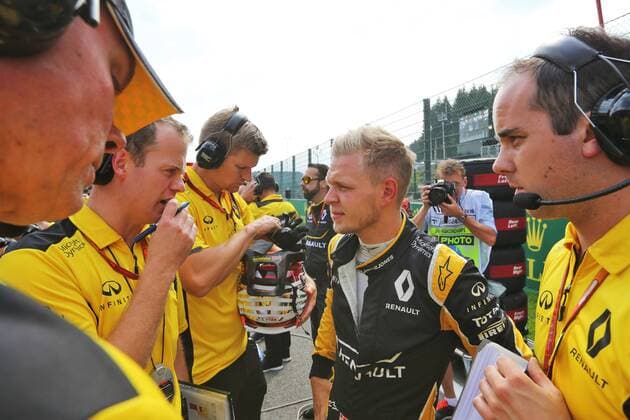 Belgian Grand Prix, Spa Francorchamps 25 - 28 August 2016 Kevin Magnussen (DEN) Renault F1 Team on the grid. 28.08.2016. Race 