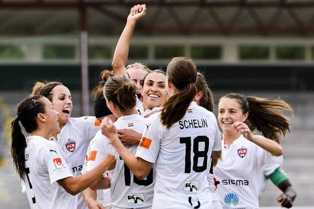 Rosengards Marta Viera Da Silva jublar efter 3-1 under fotbollsmatchen i finalen av Svenska cupen mellan Rosengard och Linköping den 28 augusti 2016 i Malmö.  Copyright ChristianxÖrnberg BB160828CO018