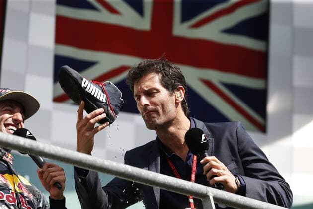 Formel 1, GP von Belgien, Marc Webber trinkt während der Siegerehrung aus einem Schuh Motorsports: FIA Formula One World Championship WM Weltmeisterschaft 2016, Grand Prix of Belgium, Mark Webber (AUS) xHOCHxZWEIx