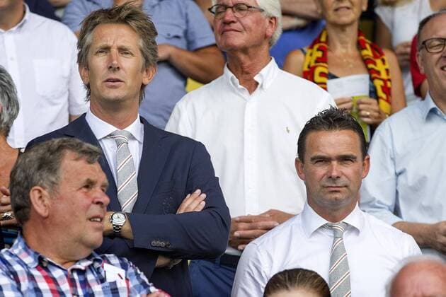 (l-r) Edwin van der Sar, Marc Overmarsduring the Dutch Eredivisie match between Go Ahead Eagles and Ajax Amsterdam at The Adelaarshorst on August 28, 2016 in Deventer, The Netherlands Go Ahead Eagles v Ajax Amsterdam Dutch Eredivisie 2016 2017 xVIxxIVx 6120737
