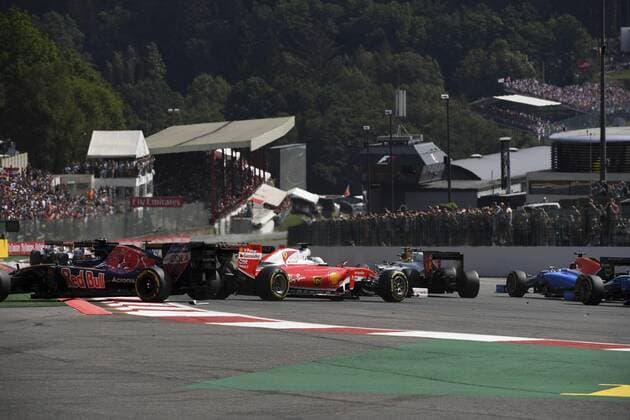 accidente de Sebastian Vettel y Kimi Raikkonen. Race of Belgium F1 GP at Spa circuit. In this picture, accident of Sebastian Vettel and Kimi Raikkonen. xRUBIOx  RV RACING PRESS