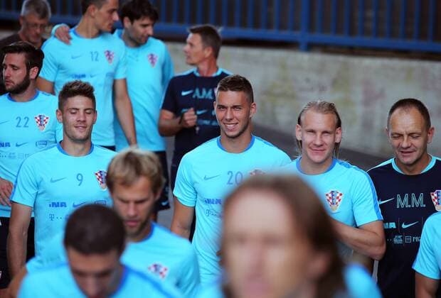 Fußball, Training Nationalteam Kroatien FIFA World Cup WM Weltmeisterschaft Fussball Qualifiers - group I - Croatia training 29.08.2016., Zagreb, Croatia - Croatian national football team did a first training before the match with Turkey.Andrej Kramaric, Marko Pjaca; Domagoj Vida.  JuricaxGaloic PIXSELL