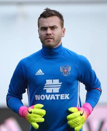 MOSCOW REGION, RUSSIA - AUGUST 29, 2016: Goalkeeper Igor Akinfeyev during a training session of the Russian national football team at Khimki Arena Stadium ahead of international football friendlies against Turkey and Ghana. Valery Sharifulin TASS  TS02F1DA