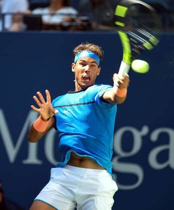 (160830) -- NEW YORK, Aug. 29, 2016 -- Rafael Nadal of Spain returns a shot to Denis Istomin of Uzbekistan during a match of the men s singles first round at the U.S. Open tennis tournament in New York, the United States, Aug. 29, 2016. Nadal won 3-0. ) (SP)U.S.-NEW YORK-TENNIS-U.S. OPEN BaoxDandan 