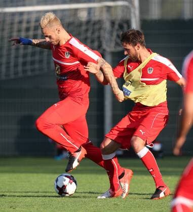 SOCCER - FIFA World Cup WM Weltmeisterschaft Fussball 2018 quali, GEO vs AUT VIENNA,AUSTRIA,30.AUG.16 - SOCCER - FIFA World Cup 2018, european qualifiers, OEFB international match Länderspiel Georgia vs Austria, preview, training. Image shows Marko Arnautovic and Martin Harnik (AUT). GEPAxpictures xChristianxOrt