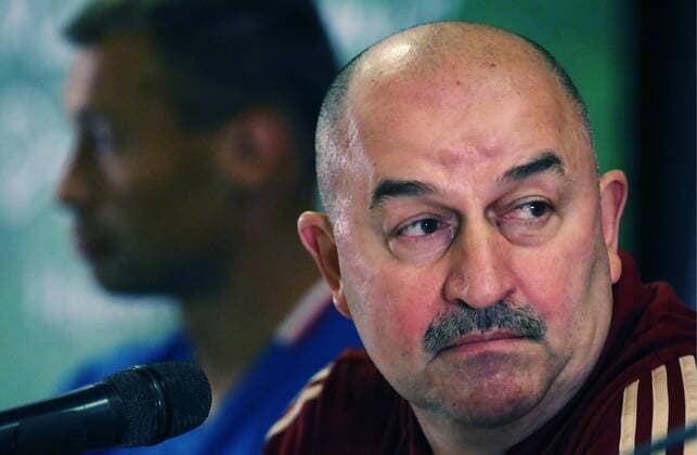 FuÃŸball, Stanislaw Tschertschessow - PK Nationalteam Russland BELEK, TURKEY - AUGUST 30, 2016: Stanislav Cherchesov, head coach of the Russian men s national football team, during a press conference PK Pressekonferenz at Maxx Royal Belek Golf Resort hotel ahead of a friendly match against Turkey. Alexander Demianchuk TASS  TS02F38B