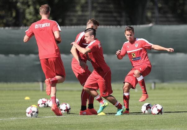 SOCCER - FIFA World Cup WM Weltmeisterschaft Fussball 2018 quali, GEO vs AUT VIENNA,AUSTRIA,31.AUG.16 - SOCCER - FIFA World Cup 2018, european qualifiers, OEFB international match Länderspiel Georgia vs Austria, preview, training. Image shows Marc Janko, Stefan Stangl, Zlatko Junuzovic and Louis Schaub (AUT). GEPAxpictures xChristianxOrt