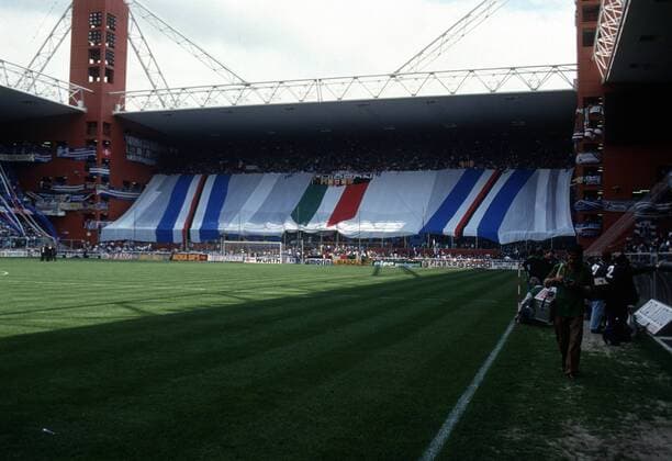 Choreografie von Fans von Sampdoria Genua im Stadio Luigi Ferraris