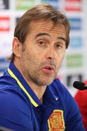 Spain s head coach Julen Lopetegui pictured during a press conference PK Pressekonferenz of the Spanish national soccer team, on Wednesday 31 August 2016, in Brussels. Tomorrow Spain is playing a friendly game against Belgian national soccer team Red Devils. VIRGINIExLEFOUR  x04922634x