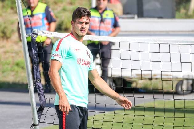 Fußball, Nationalteam Portugal Training August 31, 2016 - Oeiras, Lisbon, Portugal - Portugals forward Andre Silva during the Training for the Friendly Game match between Portugal and Gibraltar at City Football in Oeiras, Lisbon on August 31, 2016. Portugal v Gibraltar - Friendly Game  - ZUMAn230