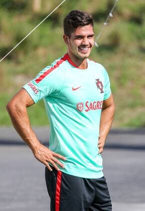 Fußball, Nationalteam Portugal Training August 31, 2016 - Oeiras, Lisbon, Portugal - Portugals forward Andre Silva during the Training for the Friendly Game match between Portugal and Gibraltar at City Football in Oeiras, Lisbon on August 31, 2016. Portugal v Gibraltar - Friendly Game  - ZUMAn230
