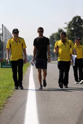 Italian Grand Prix, Monza 01 - 04 September 2016 01.09.2016 - Jolyon Palmer (GBR) Renault F1 Team RS16 