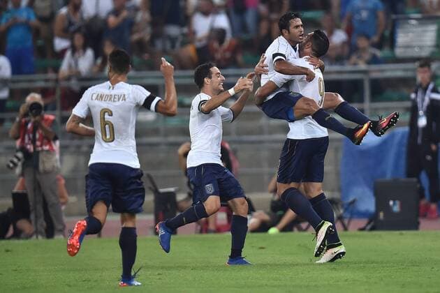 Graziano Pelle Italia Goal celebration 1-1 Bari 01-09-2016 Stadio San Nicola Football Friendly Match Italy - France andreaxstaccioli