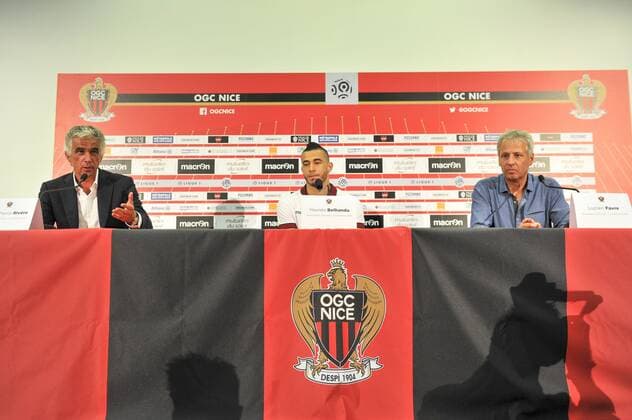 Younes Belhanda (ogcnice) - Lucien Favre (ogcnice) - Jean Pierre rivere (president ogcnice) - Fussball Frankreich, Ligue 1, Pressetermin Neuzugang OGC Nice - 02 09 2016 NorbertScanella Panoramic 
