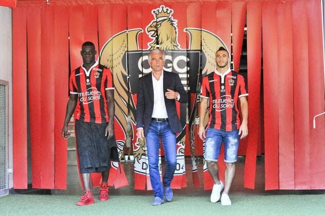 Mario Balotelli (ogcnice) - Jean Pierre rivere (president ogcnice) - Younes Belhanda (ogcnice) - Fussball Frankreich, Ligue 1, Präsentation Neuzugang OGC Nice - 02 09 2016 NorbertScanella Panoramic 