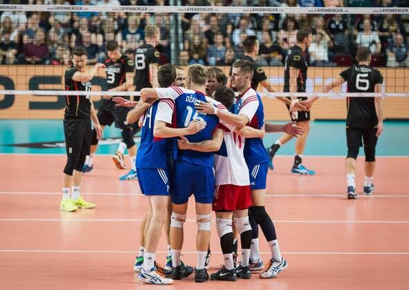 Bremen, Deutschland, 02.09.2016: Volleyball Länderspiel - Deutschland - Tschechien. Jubel Tschechien