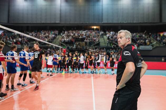 Bremen, Deutschland, 02.09.2016: Volleyball Länderspiel - Deutschland - Tschechien. Trainer Vital Heynen (Deutschland)