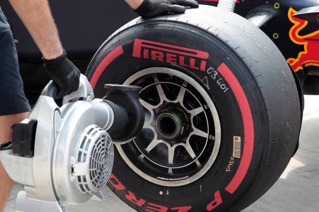 Italian Grand Prix, Monza 01 - 04 September 2016 - Free Practice 2, Pirelli Tyre and OZ Wheel 