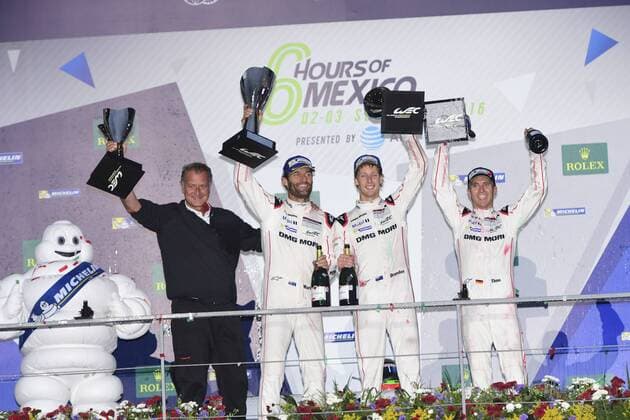1 PORSCHE TEAM (DEU) PORSCHE 919 HYBRID LMP1 TIMO BERNHARD (DEU) MARK WEBBER (AUS) BRENDON HARTLEY (NZL) AUTOMOBILE : WEC - 6 Stunden von Mexico - 03 09 2016 VisionSport Panoramic 