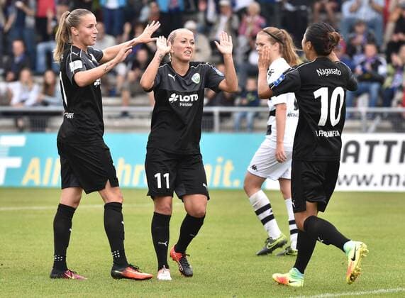 04.09.2016, xblx, Fussball 1.Bundesliga Damen, 1.FFC Frankfurt - Borussia Moenchengladbach, emspor v.l. Ana-Maria Crnogorcevic (1.FFC Frankfurt), Mandy Islacker (1.FFC Frankfurt), Yuki Nagasato (1.FFC Frankfurt), Goal scored, Tor zum 3:0, celebrate the goal, Torjubel Frankfurt am Main