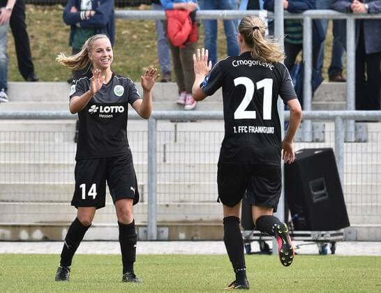 04.09.2016, xblx, Fussball 1.Bundesliga Damen, 1.FFC Frankfurt - Borussia Moenchengladbach, emspor v.l. Jackie Groenen (1.FFC Frankfurt), Ana-Maria Crnogorcevic (1.FFC Frankfurt), celebrate the goal, Torjubel Frankfurt am Main