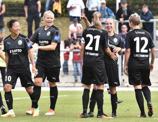 04.09.2016, xblx, Fussball 1.Bundesliga Damen, 1.FFC Frankfurt - Borussia Moenchengladbach, emspor v.l. Yuki Nagasato (1.FFC Frankfurt), Lise Munk (1.FFC Frankfurt), Ana-Maria Crnogorcevic (1.FFC Frankfurt), Jackie Groenen (1.FFC Frankfurt), Sophie Schmidt (1. FFC Frankfurt), Goal scored, Tor zum 8:0, celebrate the goal, Torjubel Frankfurt am Main