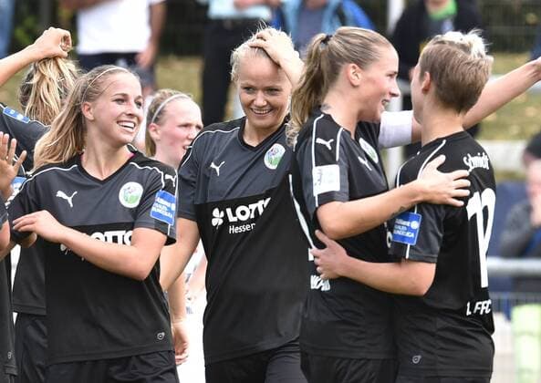 04.09.2016, xblx, Fussball 1.Bundesliga Damen, 1.FFC Frankfurt - Borussia Moenchengladbach, emspor v.l. Jackie Groenen (1.FFC Frankfurt), Lise Munk (1.FFC Frankfurt), Ana-Maria Crnogorcevic (1.FFC Frankfurt), Sophie Schmidt (1. FFC Frankfurt), Goal scored, Tor zum 8:0, celebrate the goal, Torjubel Frankfurt am Main