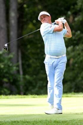 September 4, 2016: Jason Dufner tees off at 2 at the Deutsche Bank Championship at the TPC Boston in Norton, Massachusetts. (Photo by Malcolm Hope Icon Sportswire) GOLF: SEP 04 PGA Golf Herren - Deutsche Bank Championship - Third Round Icon160904002 EDITORIAL USE ONLY