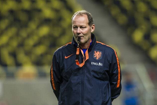 Hollands Nationaltrainer Danny Blind Fußball Nationalteam Training Niederlande in Stockholm  Copyright: KentaxJönsson BB160905BB559