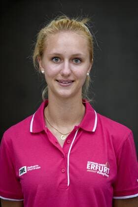Volleyball, 1. BL Damen, Schwarz Weiss Erfurt Porträttermin SCHWARZ-WEISS ERFURT VOLLEYTEAM 07 09 2016 - Erfurt: Die Volleyball Damen erstliga Mannschaft des Schwarz-Weiss Erfurt Volleyteam. Michaela Wessely 11.